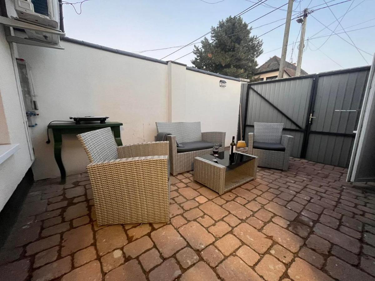 King House & Garden With Ac And Free Parking Possibility Apartment Budapest Exterior photo